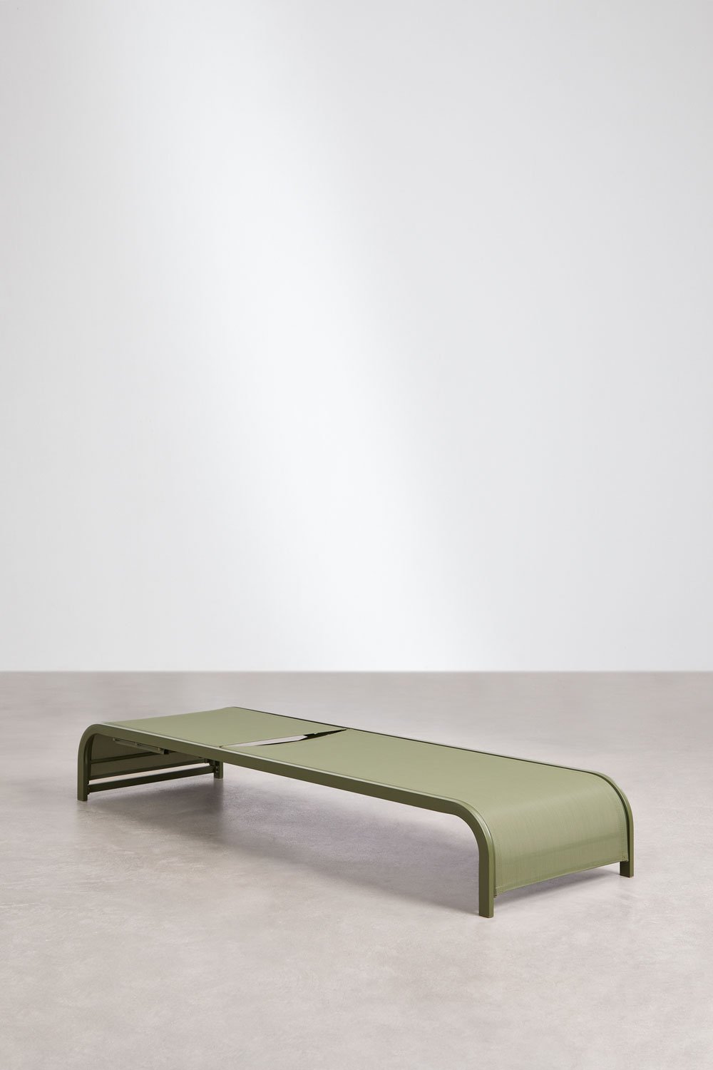 Set de 2 chaises longues inclinables et 3 tables d'appoint en acier Marietta, image de la galerie 5