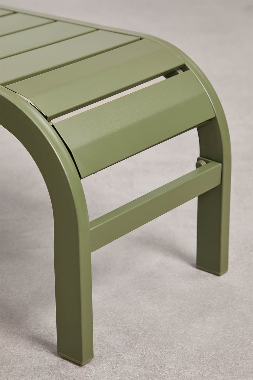 Set de 2 chaises longues inclinables et 3 tables d'appoint en acier Marietta, image de la galerie 13