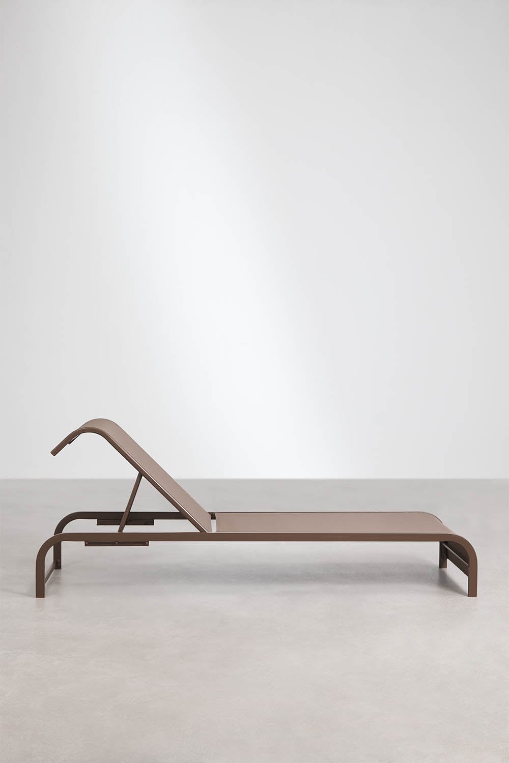 Set de 2 chaises longues inclinables et 3 tables d'appoint en acier Marietta, image de la galerie 6