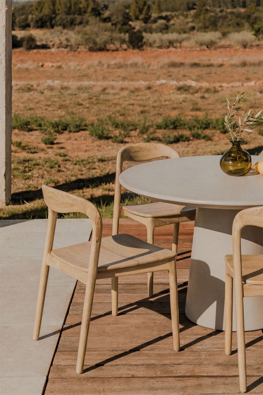 Pack de 4 chaises de jardin en bois de teck Varmus, image de la galerie 1