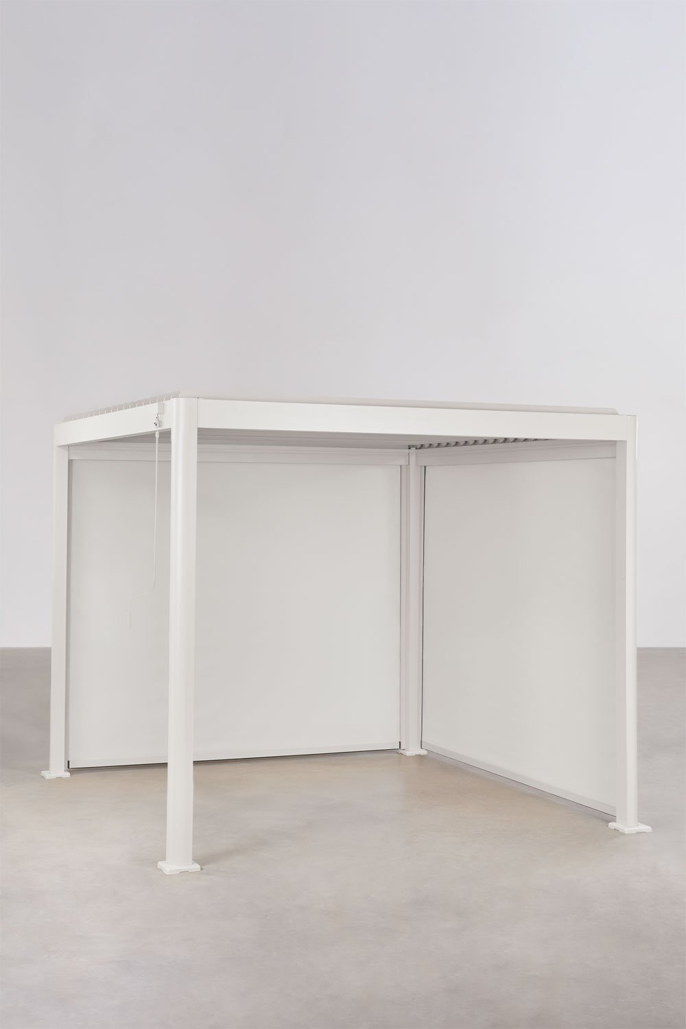 Pergola bioclimatique à lames avec toiles latérales en aluminium Druvia, image de la galerie 1