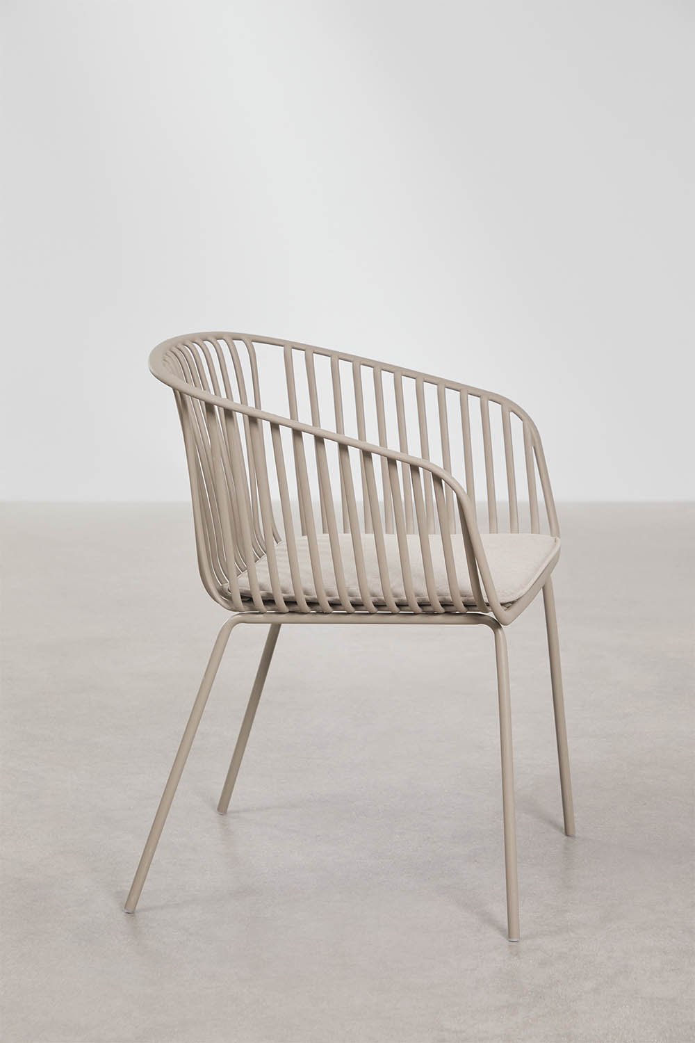 Chaise de jardin avec accoudoirs en acier et polypropylène Aradina, image de la galerie 4