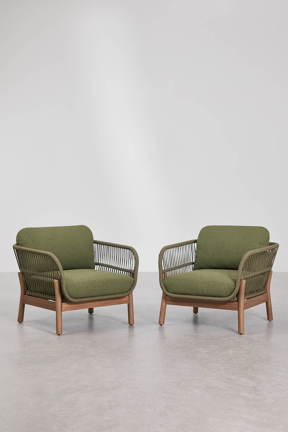 Pack de 2 fauteuils de jardin en bois d'acacia et corde tressée Karvia, image de la galerie 3