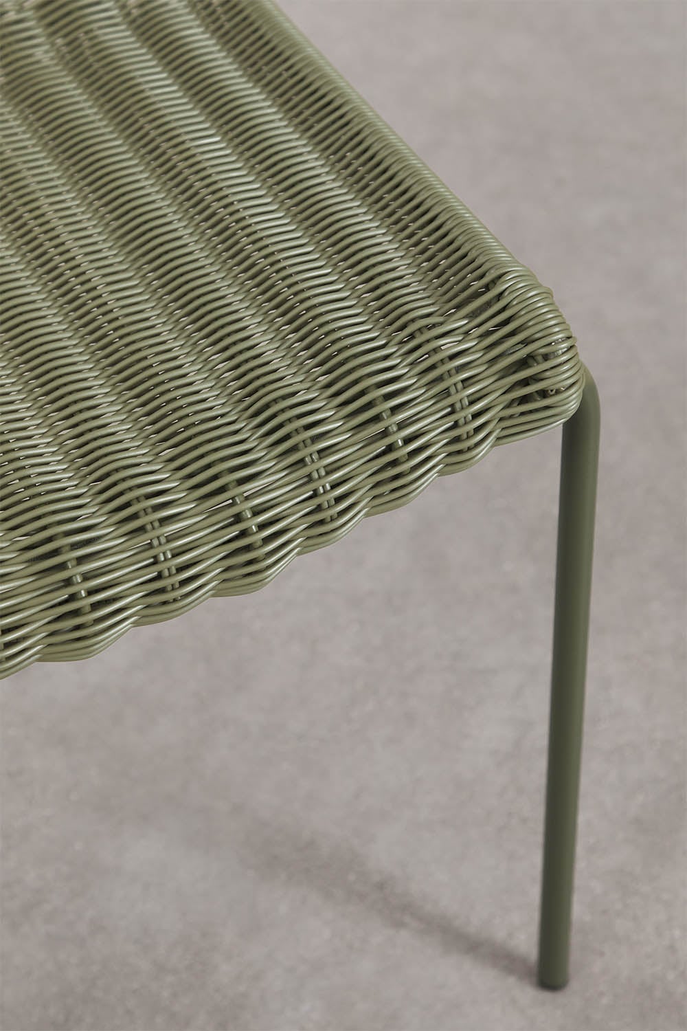 Chaise de salle à manger en rotin synthétique et acier Revia, image de la galerie 5