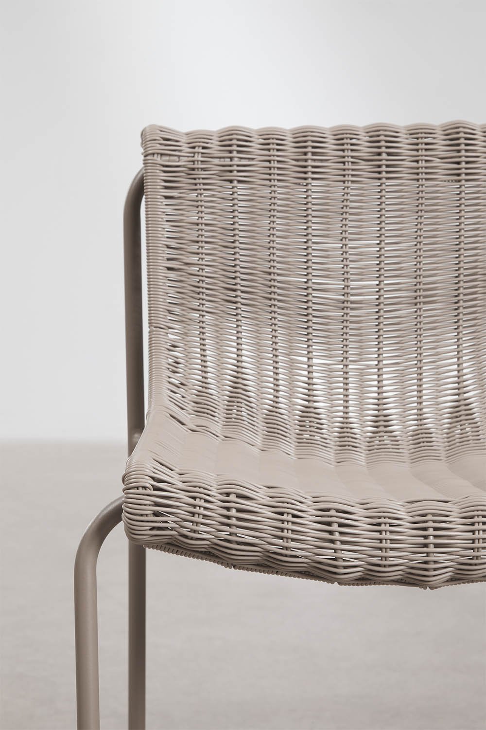 Tabouret haut en rotin synthétique et acier Revia, image de la galerie 4