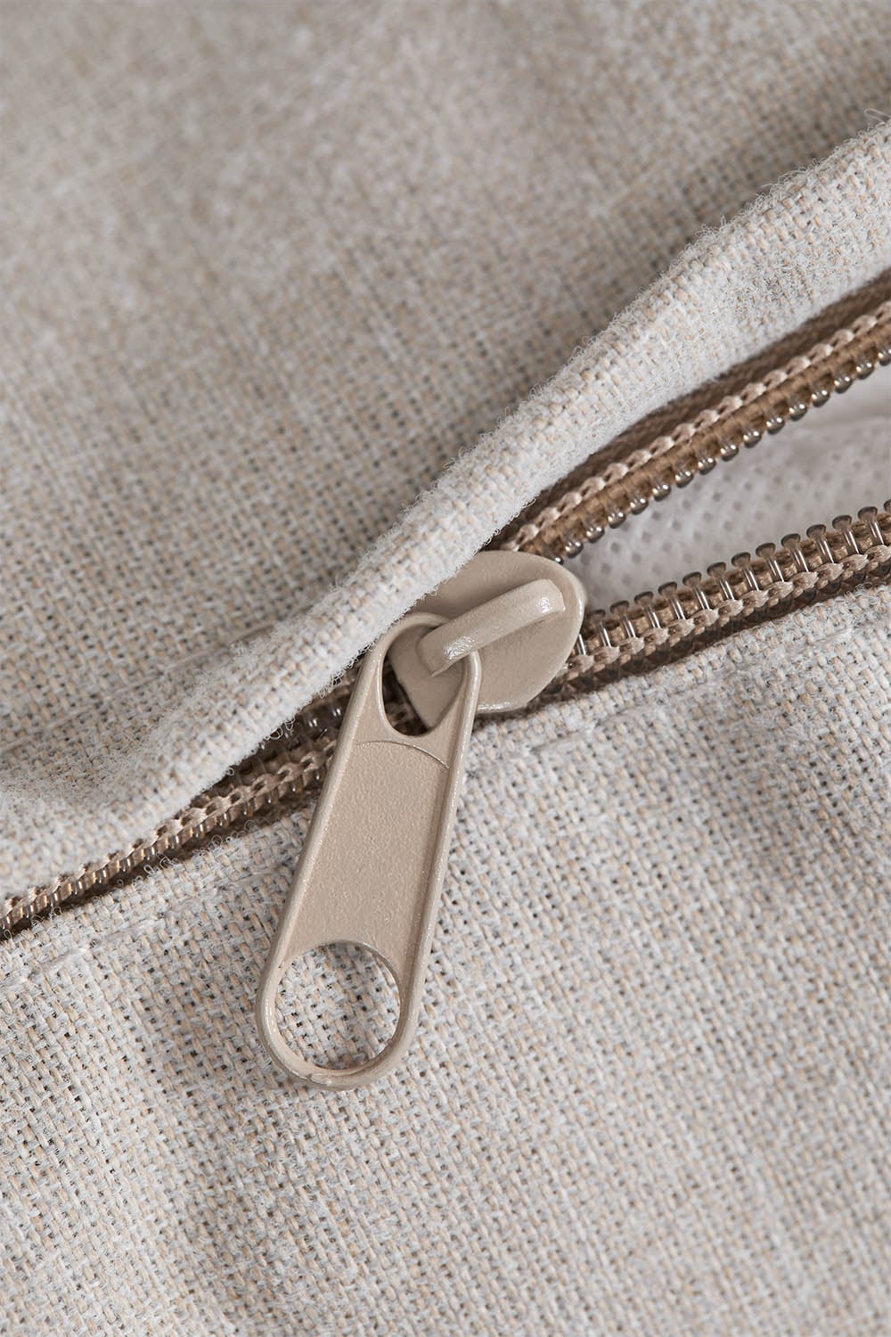 Fauteuil de jardin rembourré en acier Zunika, image de la galerie 6