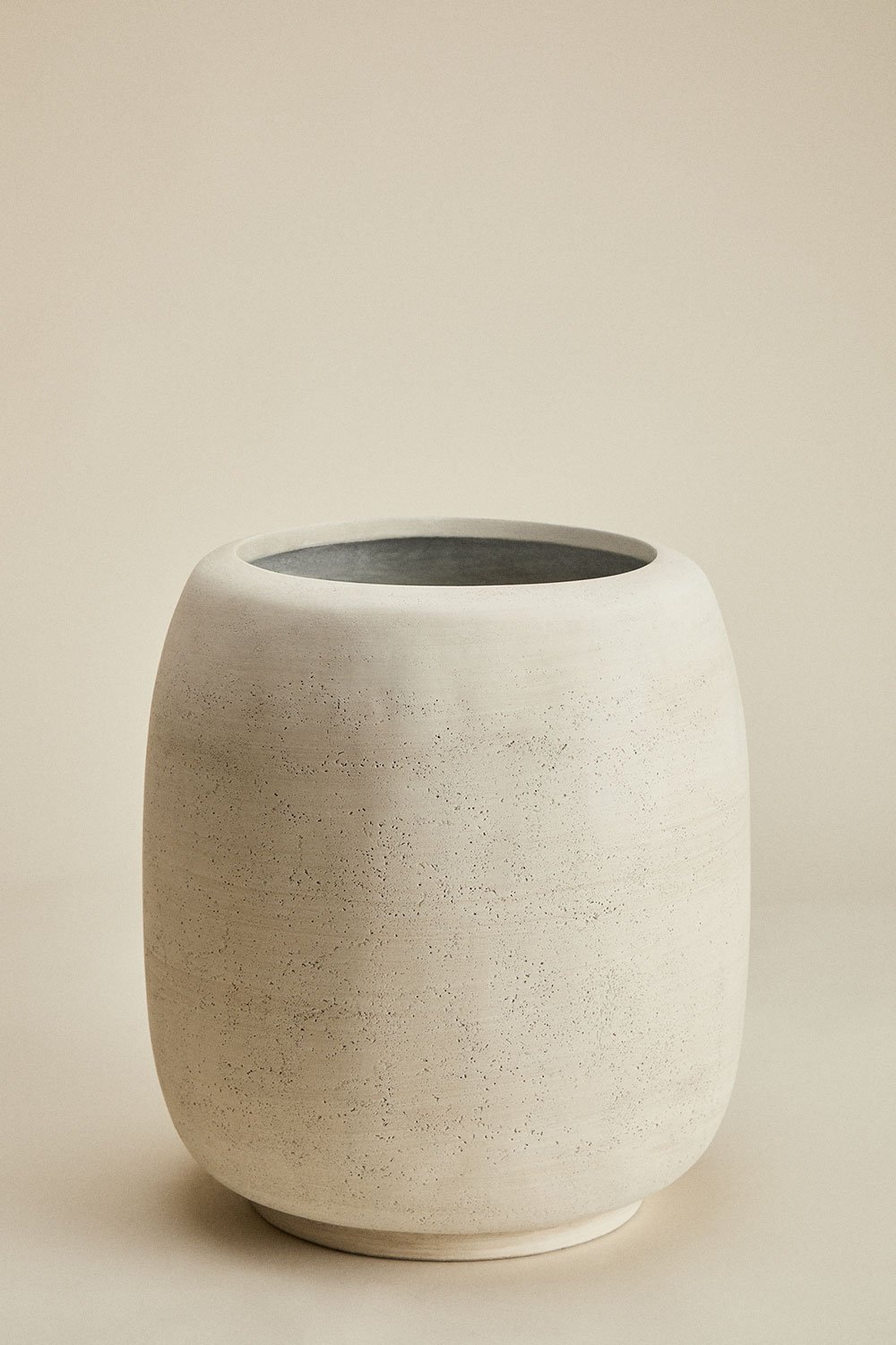 Pot de fleurs en ciment Annabeth, image de la galerie 1