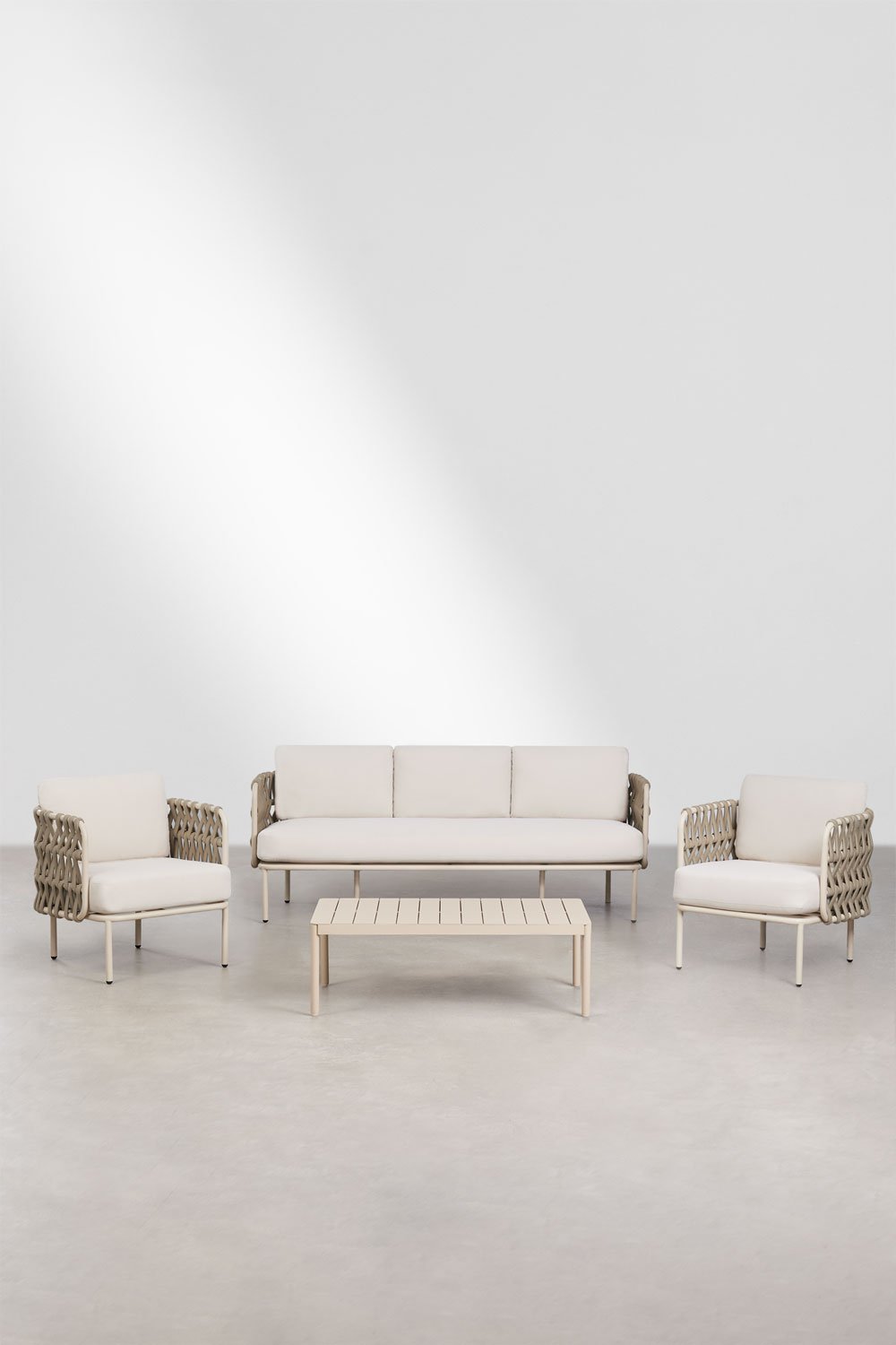 Ensemble de jardin avec canapé 3 places, 2 fauteuils en corde tressée Tevary et table basse en aluminium Boleni, image de la galerie 3