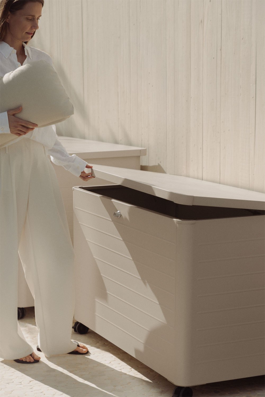 Coffre de rangement pour jardin en acier Forzan, image de la galerie 1