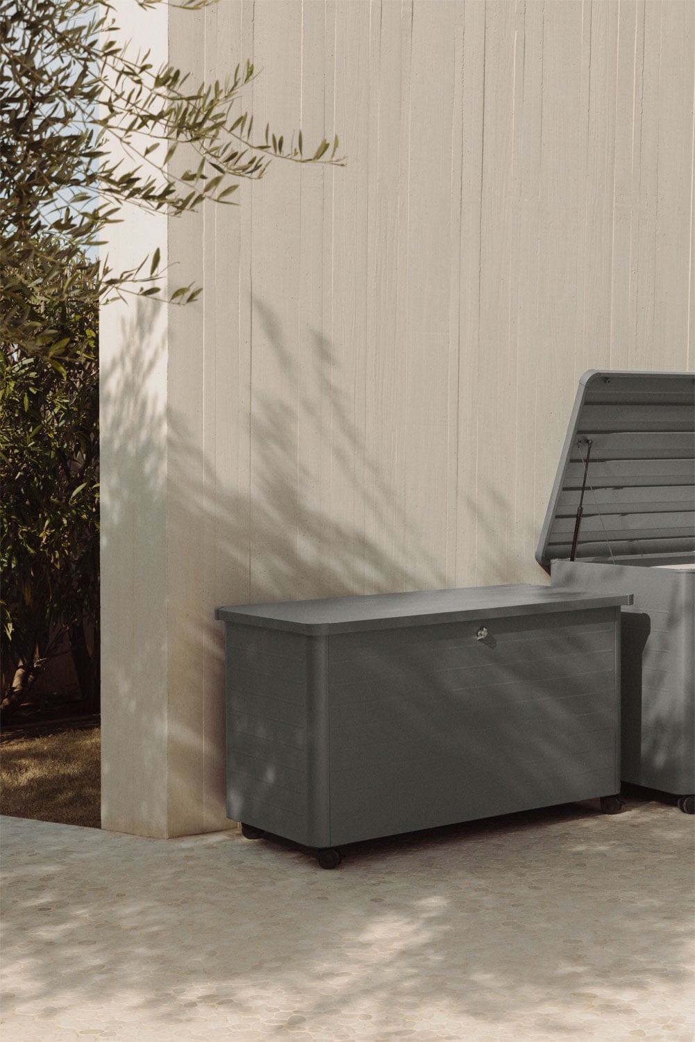 Coffre de rangement pour jardin en acier Forzan, image de la galerie 1