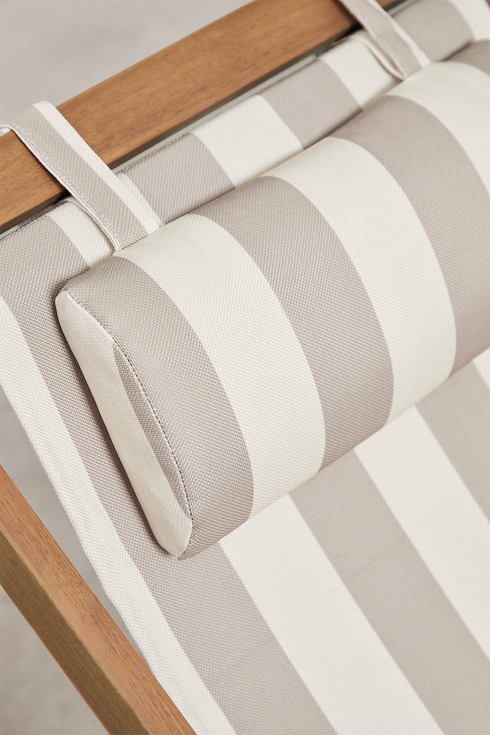 Hamaca pliante avec coussin en bois Kardis, image de la galerie 4