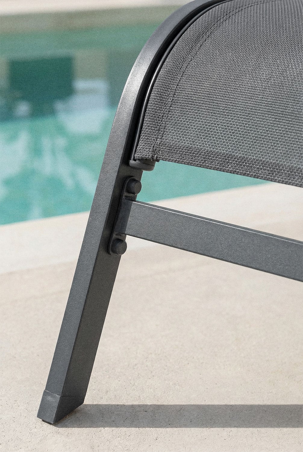 Chaise longue inclinable avec coussin Therys, image de la galerie 2