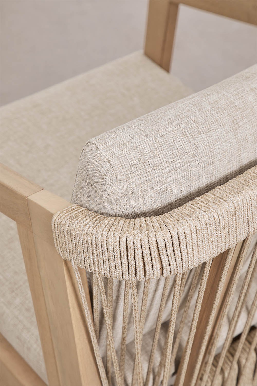 Ensemble table rectangulaire 180x90 cm et 6 chaises de jardin en bois d'acacia et corde tressée Kaela, image de la galerie 9