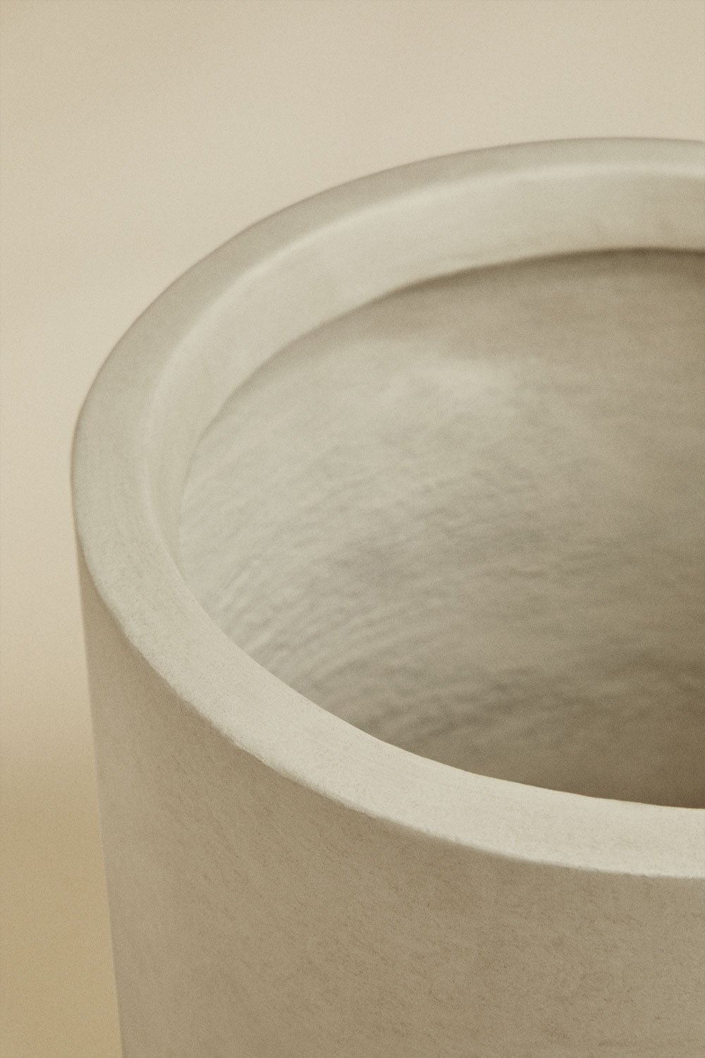 Pot de fleurs d'extérieur en ciment Aurevi, image de la galerie 2