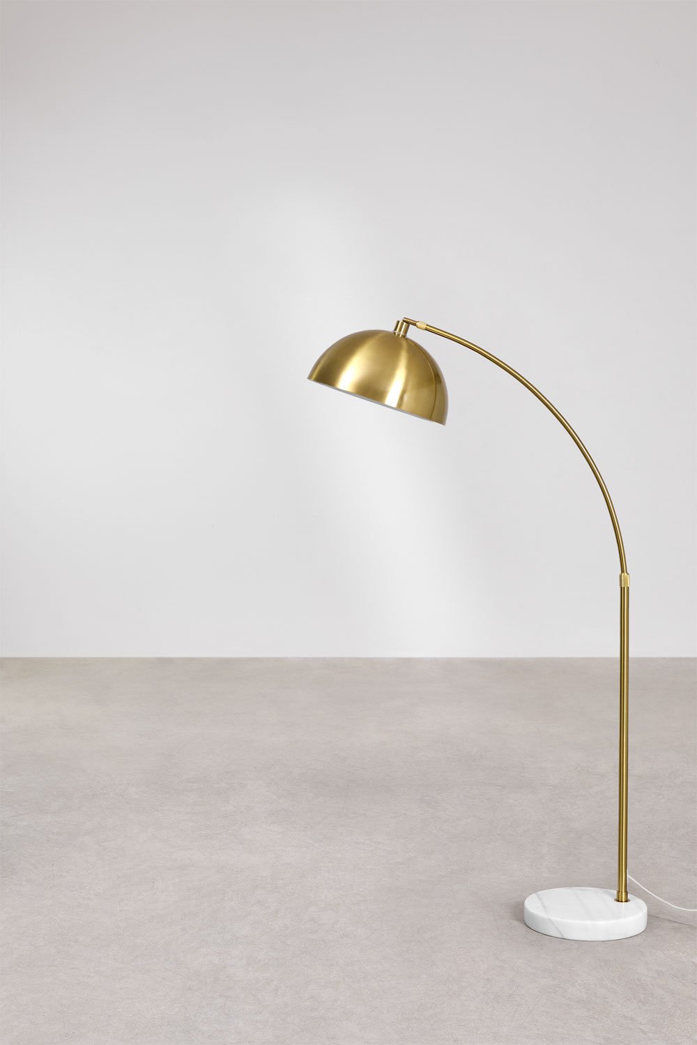 Lampadaire d'extérieur en fer Diala, image de la galerie 5