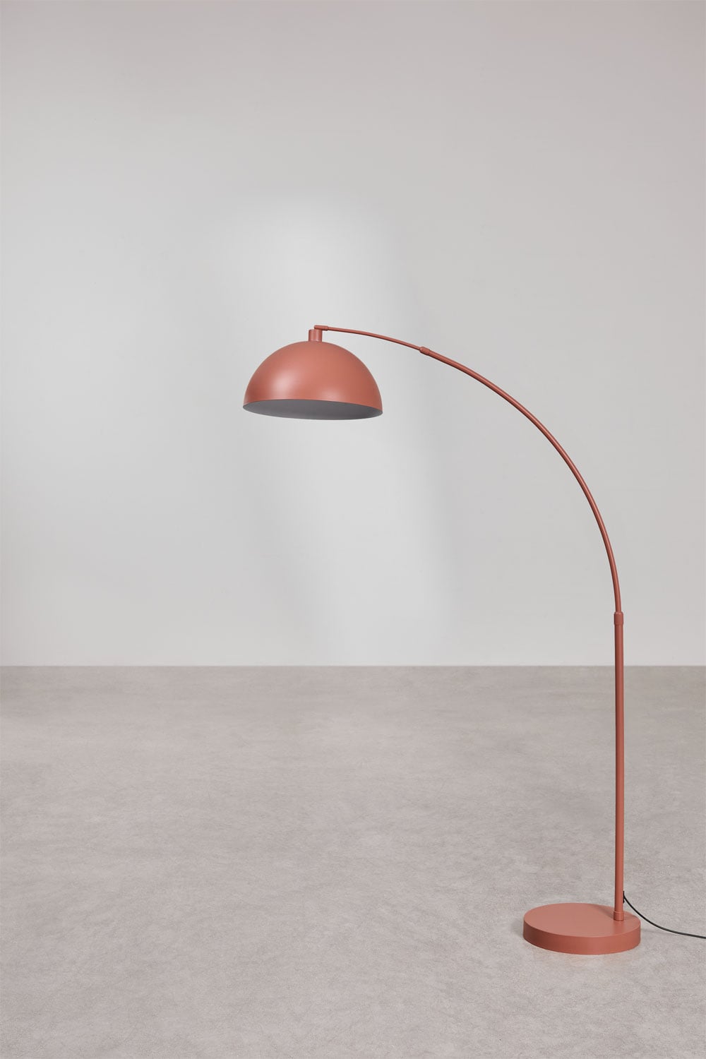 Lampadaire d'extérieur en fer Diala, image de la galerie 5