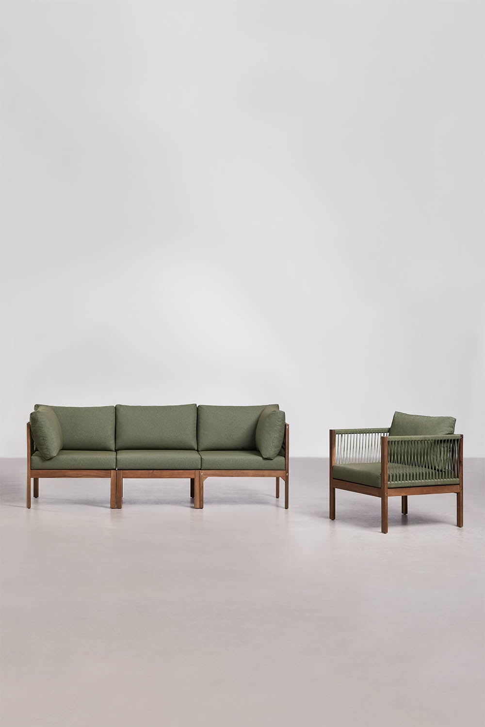 Ensemble de jardin avec canapé modulaire 3 pièces avec accoudoirs et fauteuil en bois d'acacia Branson, image de la galerie 1