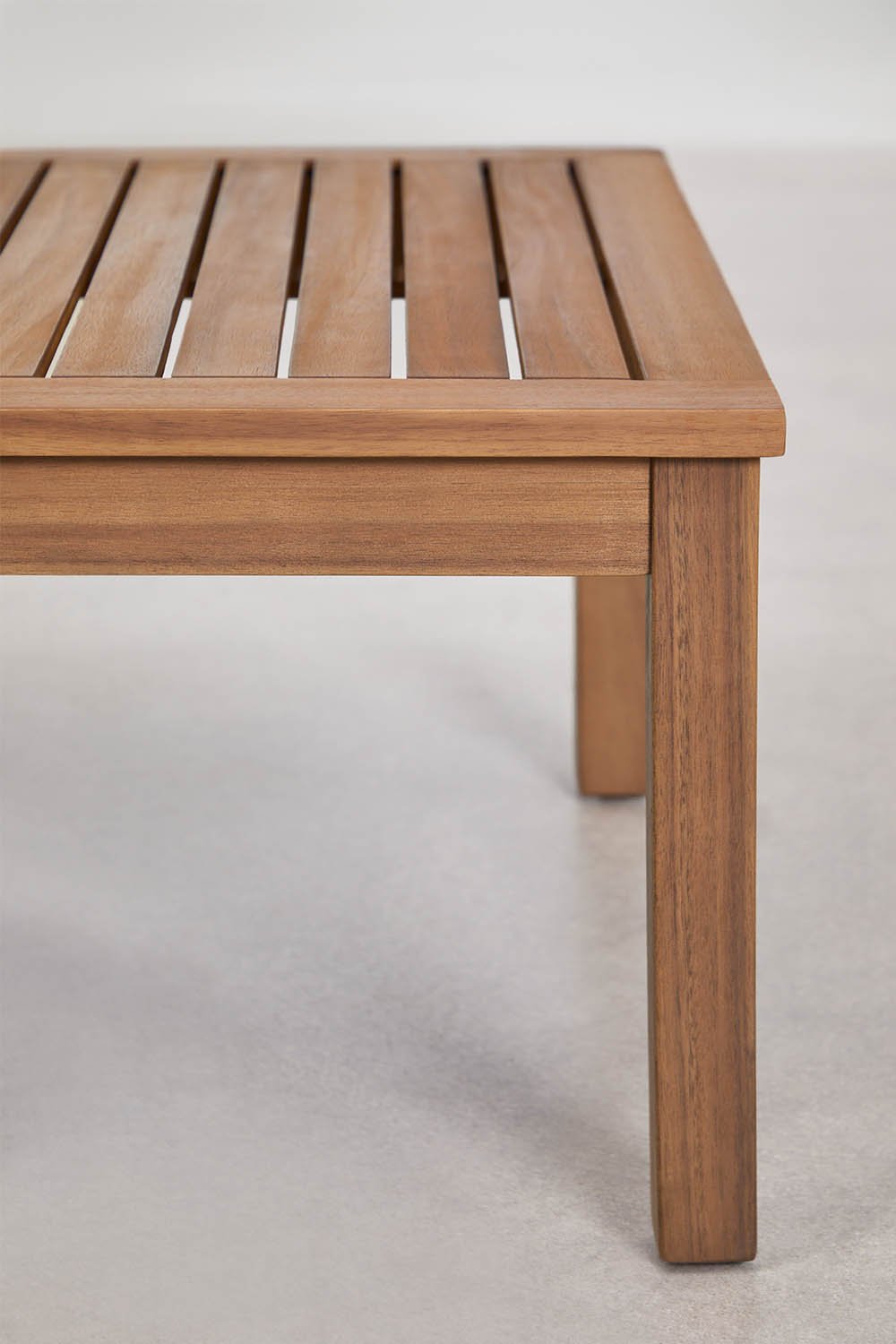 Ensemble de salon avec canapé modulable 2 pièces avec accoudoirs, 2 fauteuils et table basse en bois d'acacia Branson, image de la galerie 9