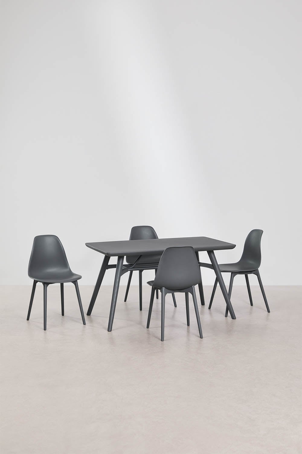 Set de table rectangulaire 135x80 cm et 4 chaises de jardin en polypropylène Scand, image de la galerie 1