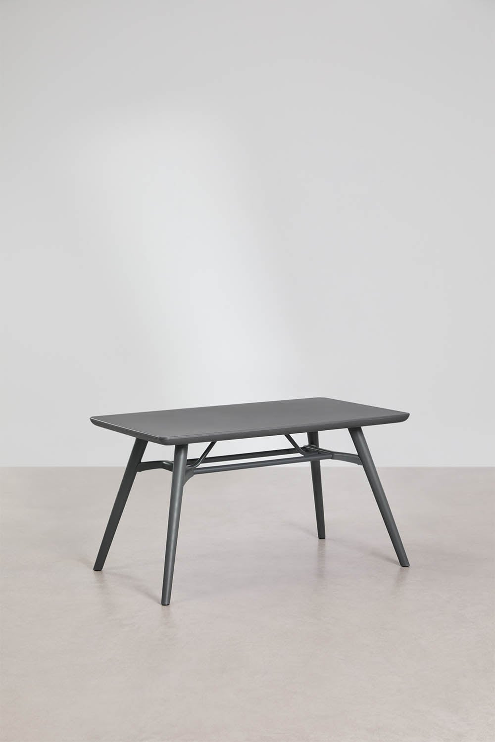 Set de table rectangulaire 135x80 cm et 4 chaises de jardin en polypropylène Scand, image de la galerie 2