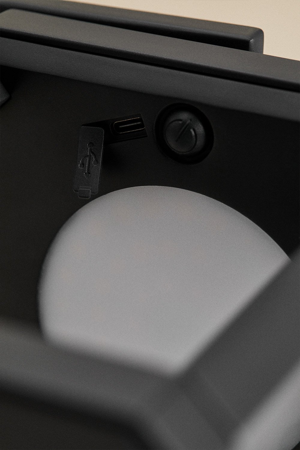 Lampe de table solaire LED sans fil pour extérieur Nualla, image de la galerie 5