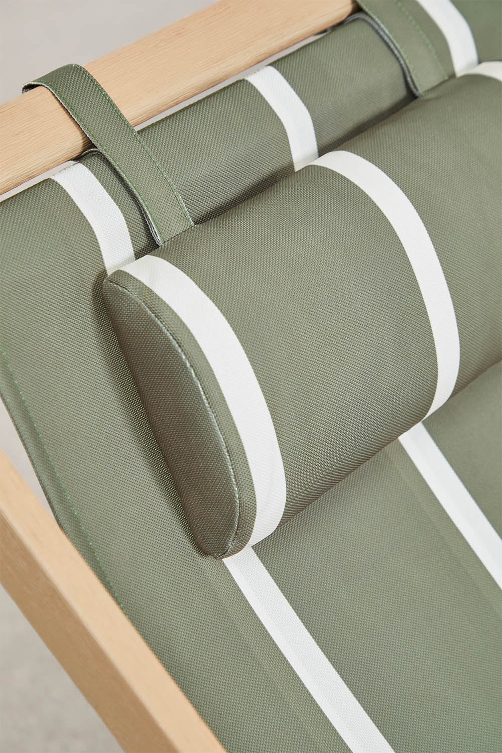 Hamaca pliante avec coussin en bois d'acacia Rondonia, image de la galerie 4