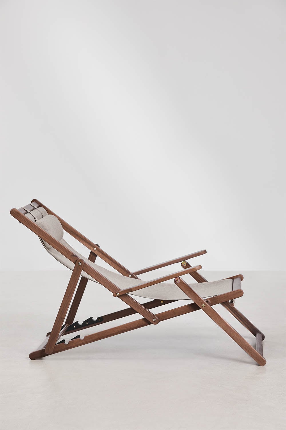 Hamaca pliante avec coussin en bois d'acacia Rondonia, image de la galerie 2