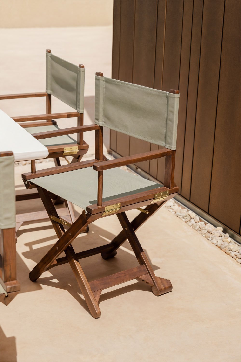 Pack de 4 chaises de réalisateur pliantes de jardin en bois d'acacia Ridley, image de la galerie 1