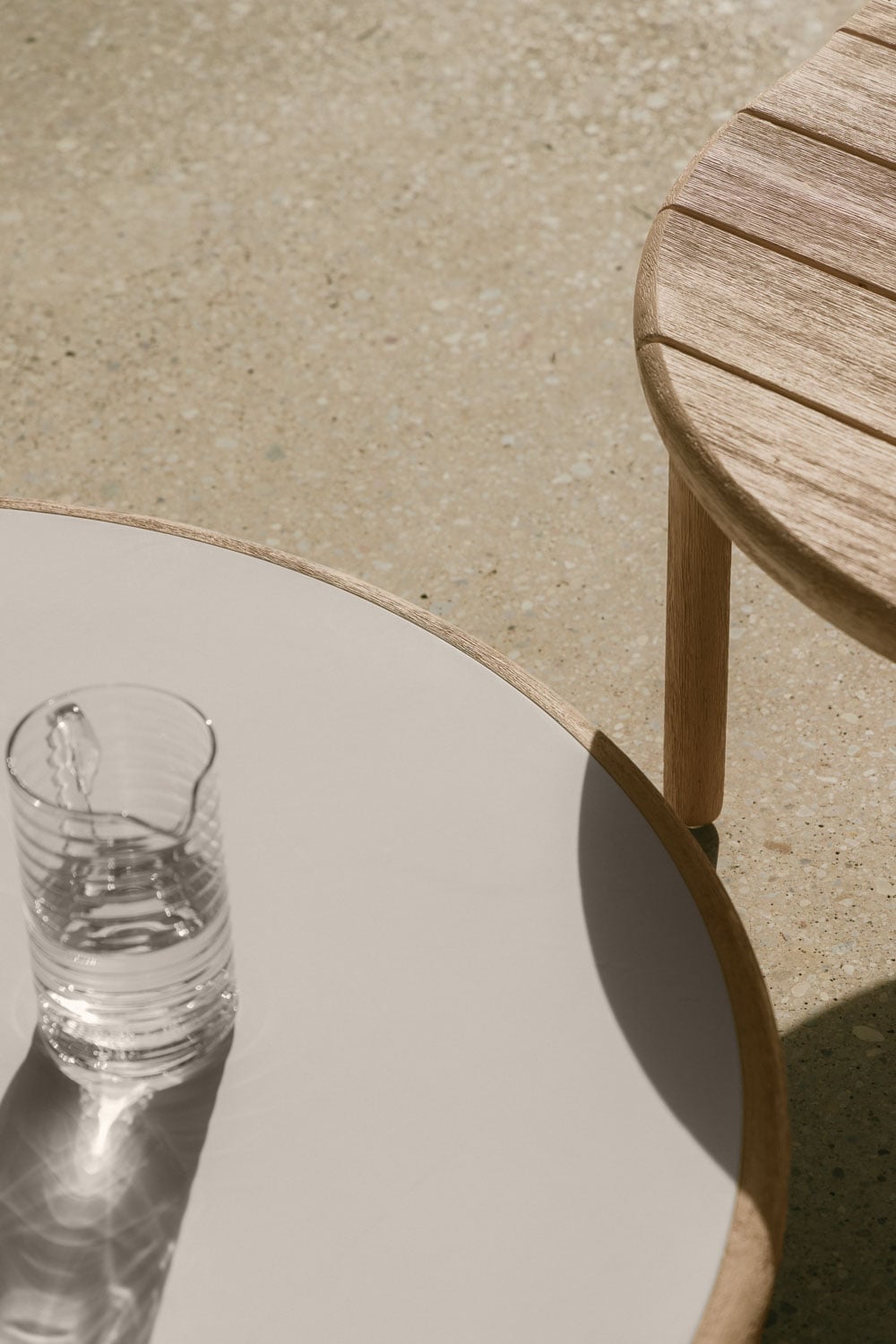 Set de 2 tables basses rondes pour jardin en bois d'acacia Olivia, image de la galerie 2