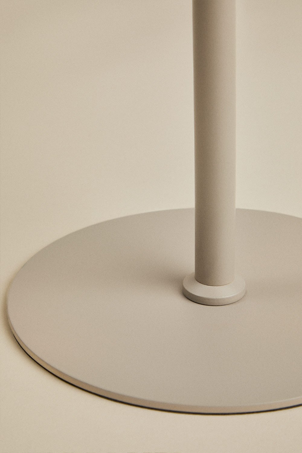 Lampe de table solaire LED sans fil pour extérieur en fer et corde tressée Krabi, image de la galerie 5