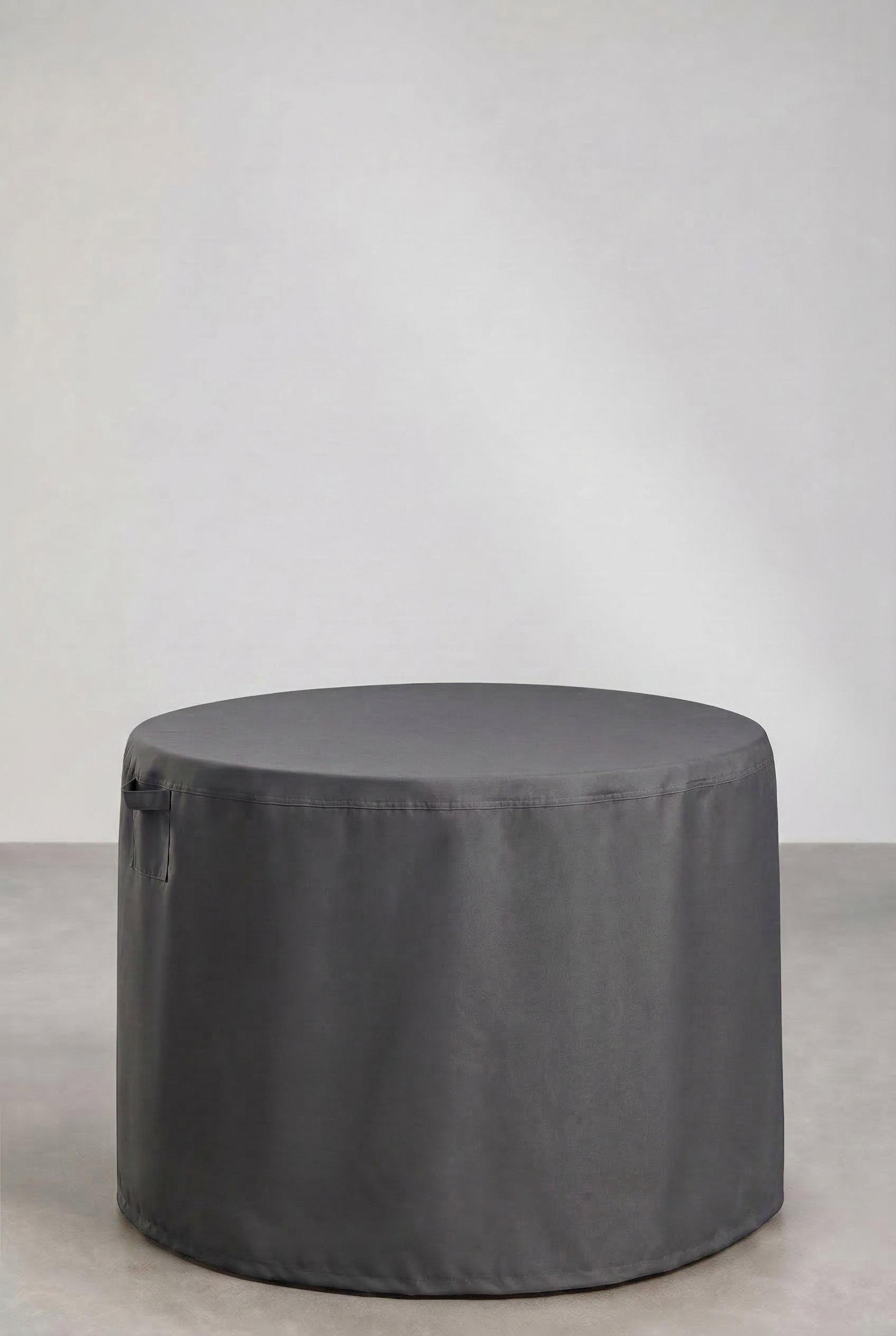 Housse de protection pour table de jardin ronde Otley, image de la galerie 1