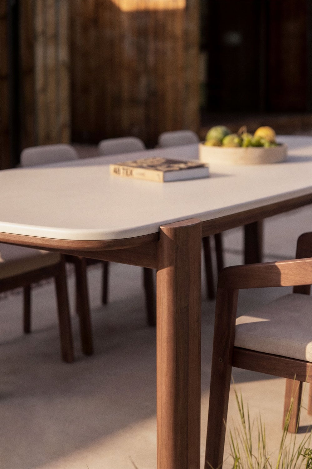 Table de jardin rectangulaire 260x115 cm en bois d'acacia Vetra, image de la galerie 2