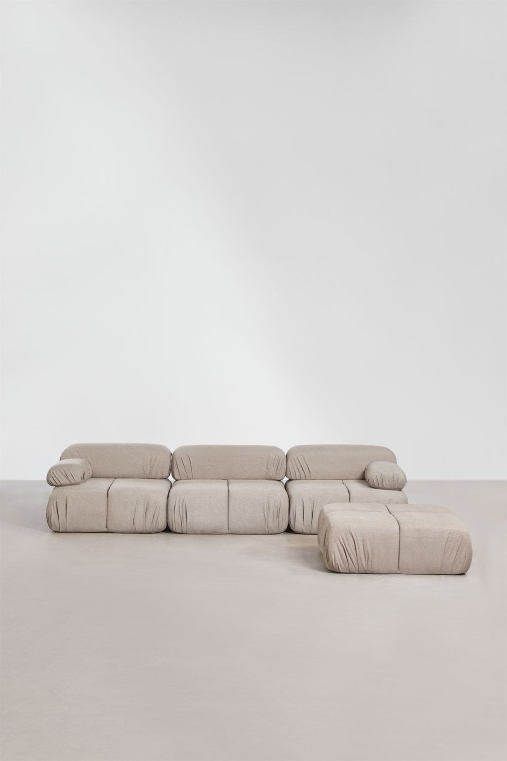 Canapé modulaire 3 pièces et pouf en bouclé emballé sous vide Kendall, image de la galerie 3