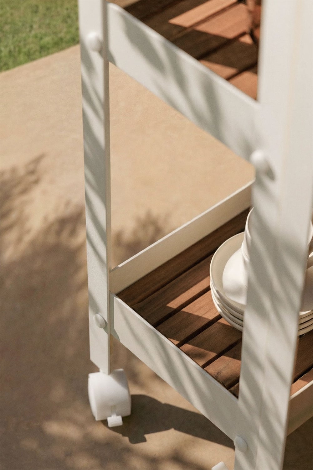 Chariot de cuisine modulaire d'extérieur en bois d'acacia et aluminium Reggie, image de la galerie 2