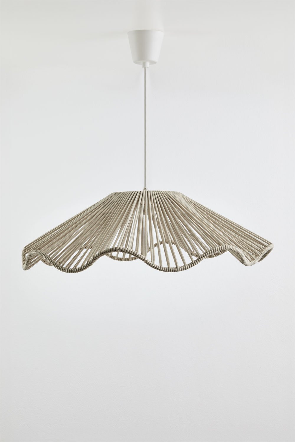 Lampe suspendue de plafond pour extérieur en fer et corde tressée Kirinda, image de la galerie 3