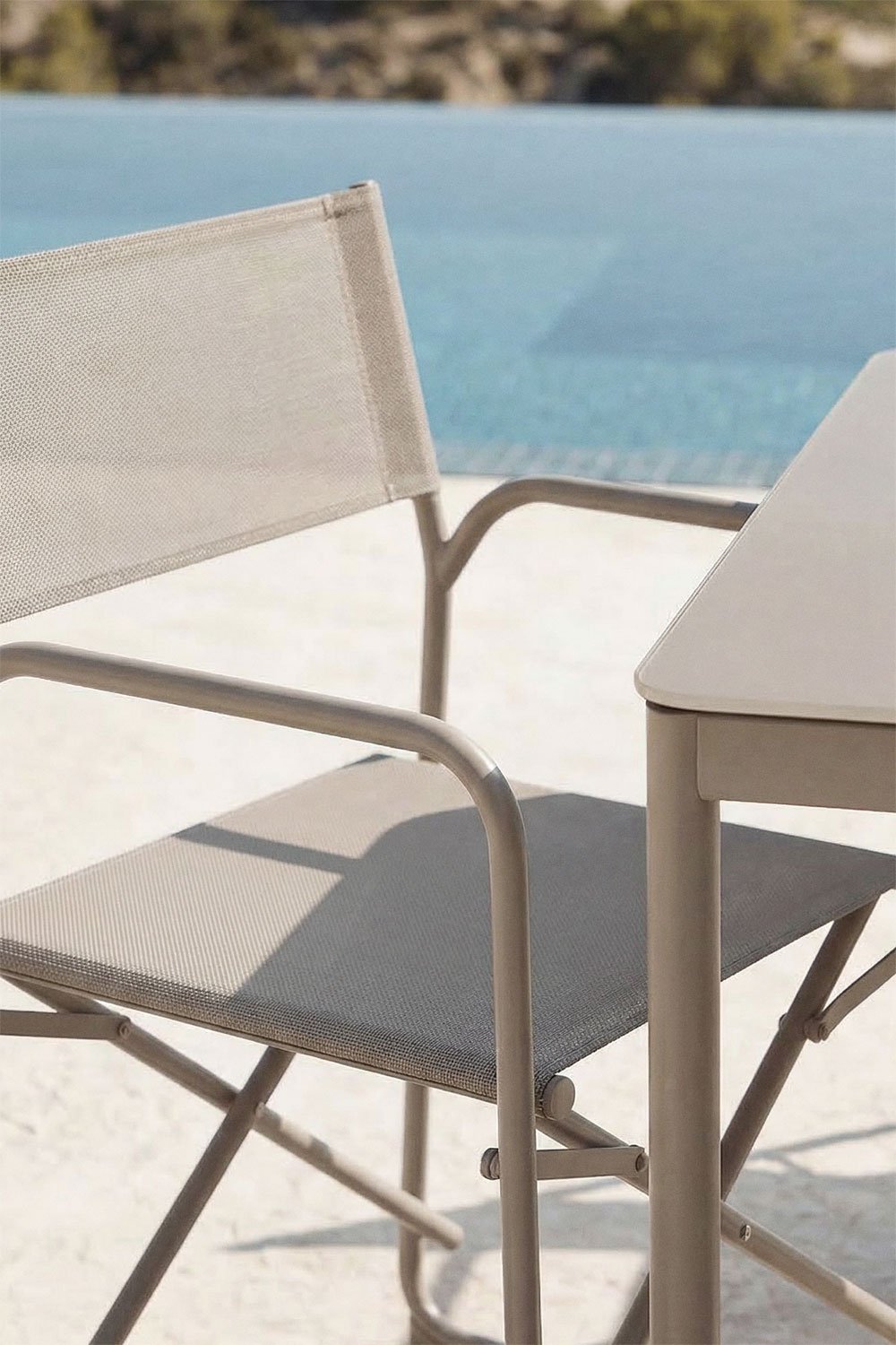 Set de table rectangulaire 185x85 cm et 6 chaises de réalisateur pliantes pour jardin en acier Melida, image de la galerie 2