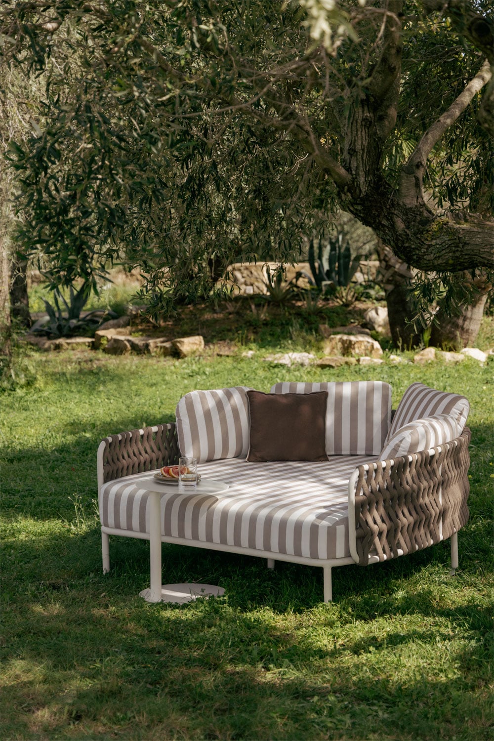 Double chaise longue en aluminium et corde tressée avec coussins Tevary, image de la galerie 1