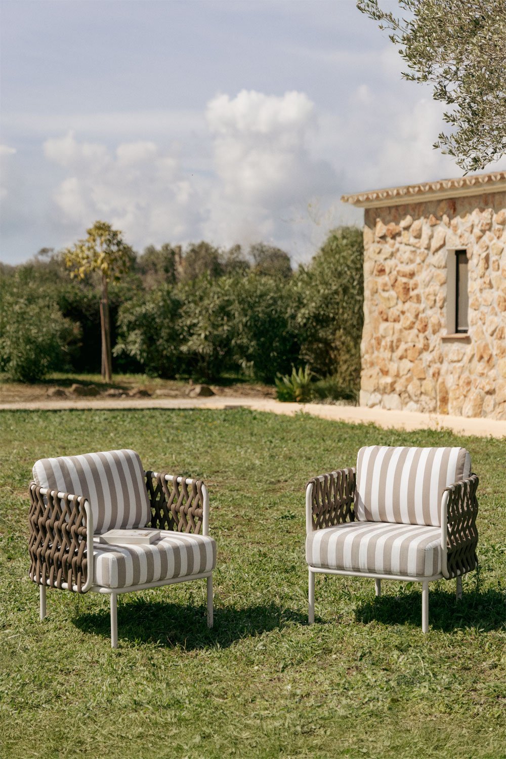 Pack de 2 fauteuils de jardin en aluminium et corde tressée Tevary, image de la galerie 1