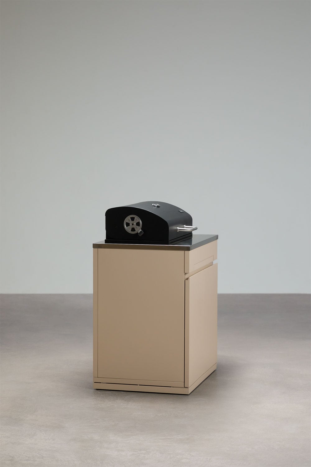 Module de rangement avec barbecue au charbon pour cuisine modulaire d'extérieur en acier Rivana, image de la galerie 2