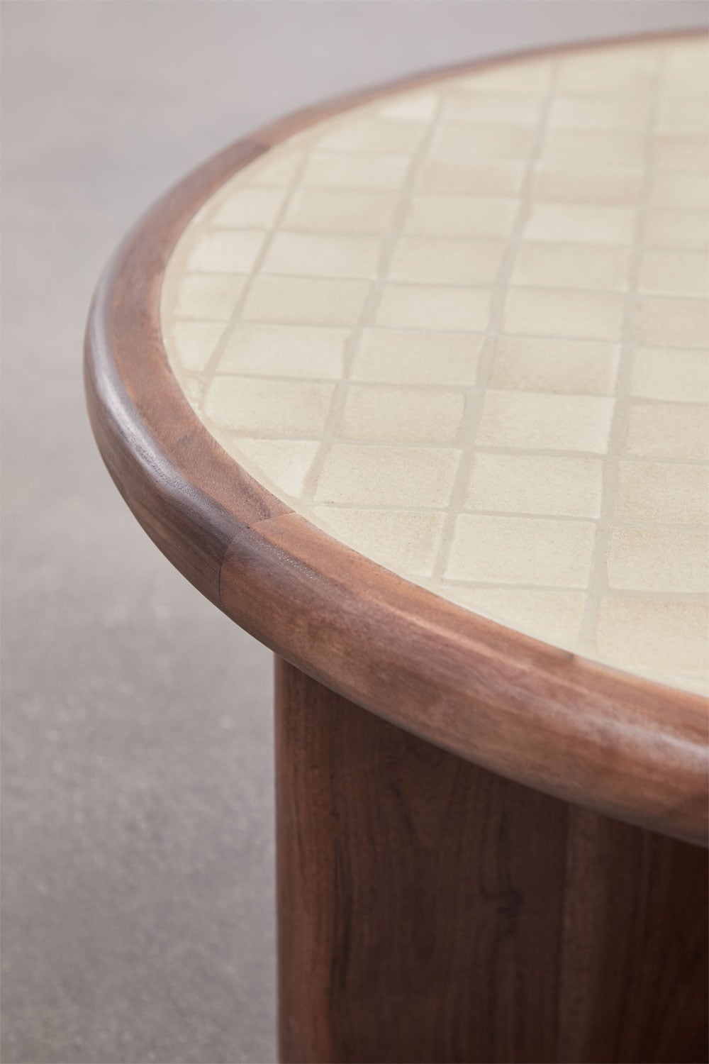 Table basse ronde Ø80 cm en bois d'acacia et carreaux Aitana, image de la galerie 2