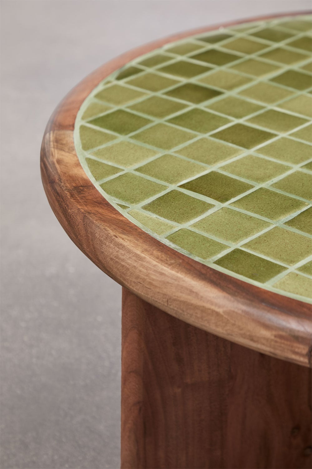Table basse ronde Ø80 cm en bois d'acacia et carreaux Aitana, image de la galerie 4