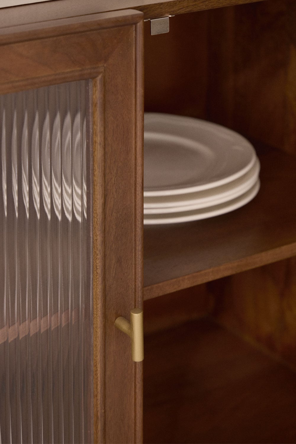 Buffet en bois de manguier et verre Ildara, image de la galerie 2