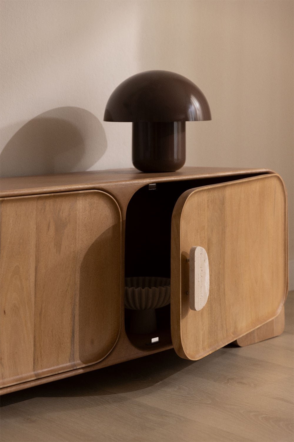 Meuble TV en bois de manguier et travertin Kivalina, image de la galerie 2