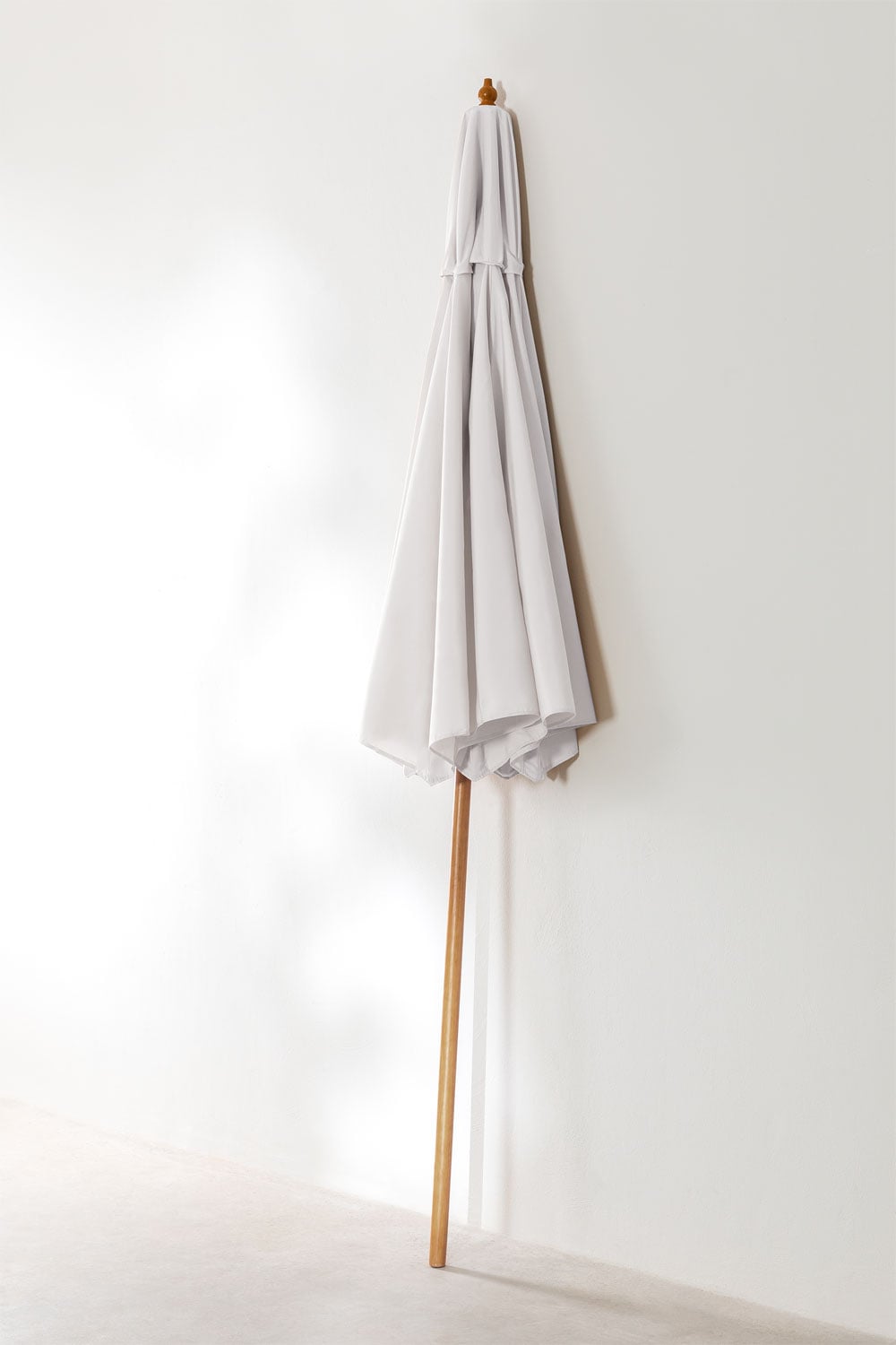 Parasol Ø290 cm en tissu et bois Cretas, image de la galerie 2