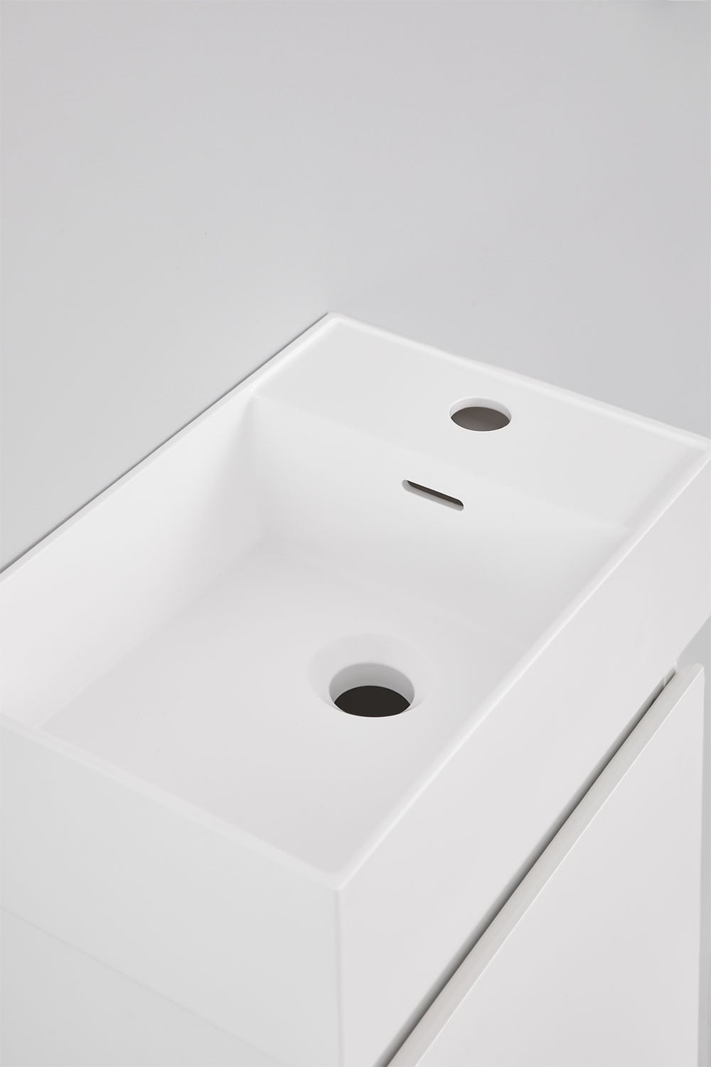 Ensemble de meuble de salle de bain suspendu en bois avec lavabo intégré Abigail, image de la galerie 3