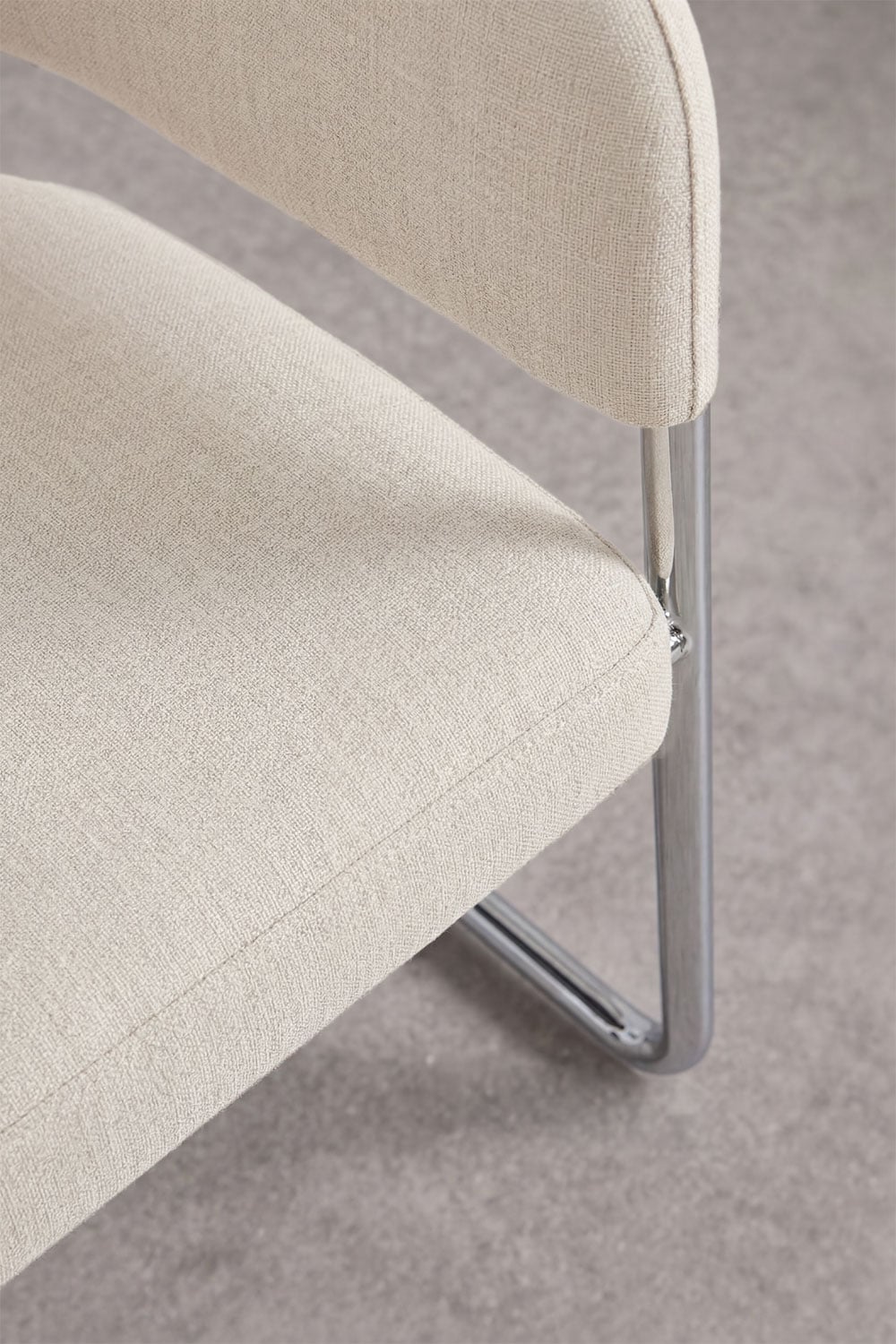 Chaise de salle à manger avec accoudoirs, tapissée et en fer Zantria, image de la galerie 5