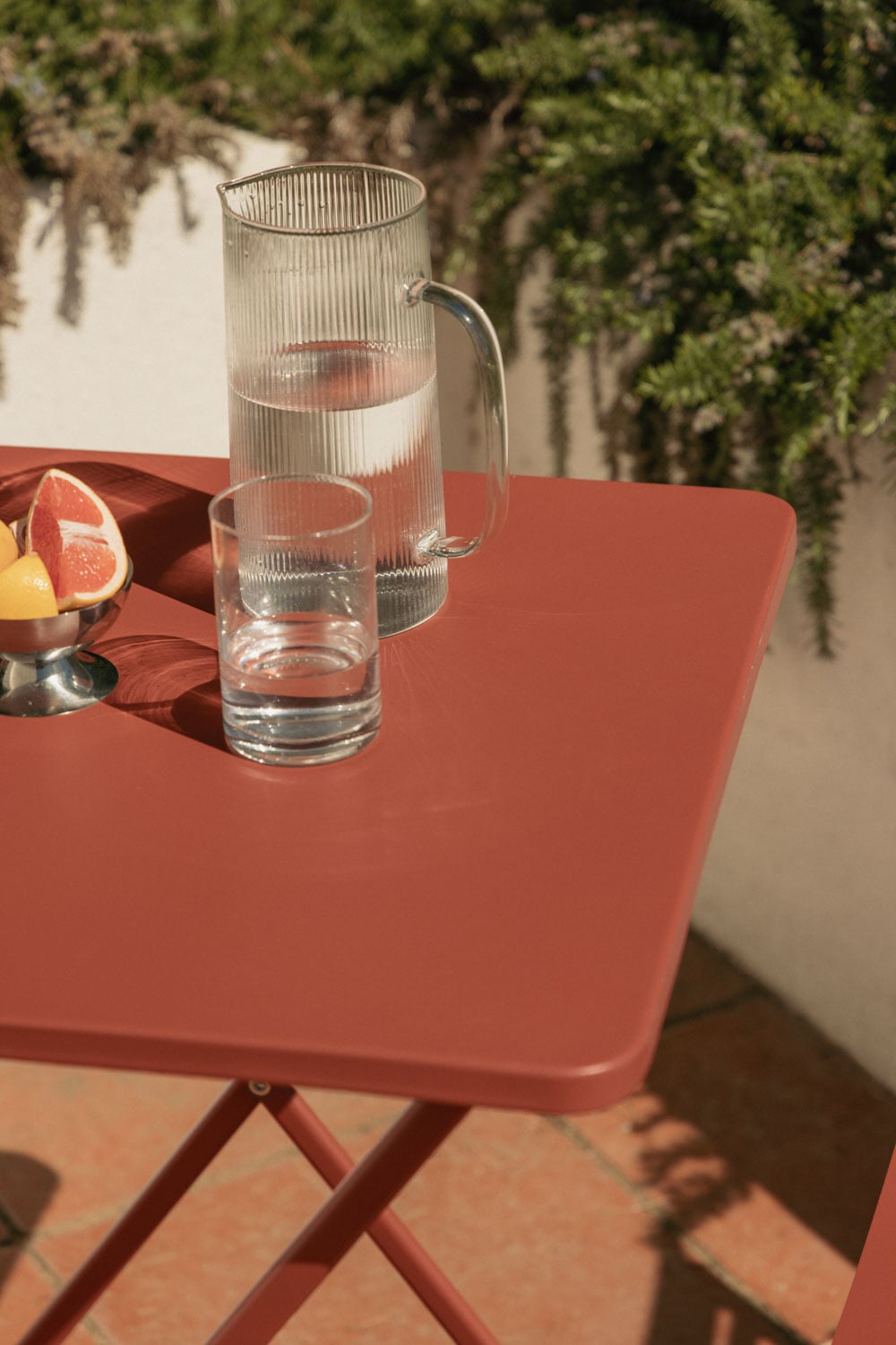 Table de jardin carrée 60x60 cm pliante en acier Tamarit, image de la galerie 2