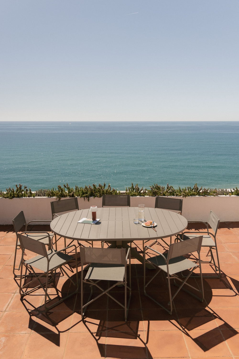 Set de table extensible 145-200x145 cm en aluminium Barces et 8 chaises de réalisateur pliantes de jardin en acier Melida, image de la galerie 1