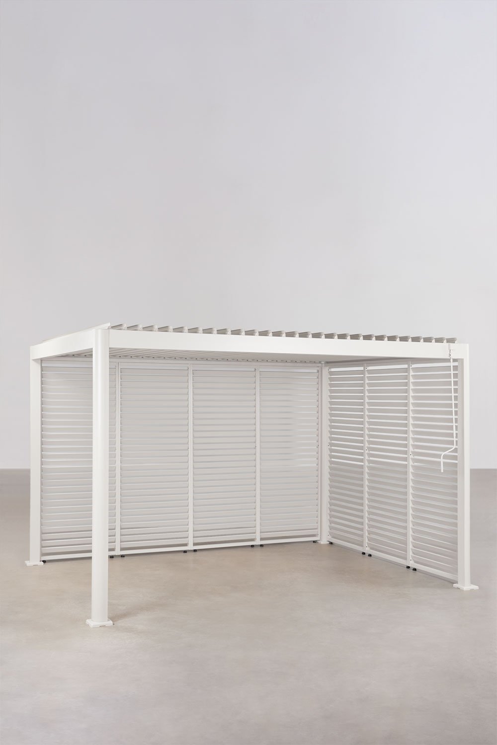 Pergola bioclimatique en aluminium avec lames et panneaux latéraux Druvia, image de la galerie 1