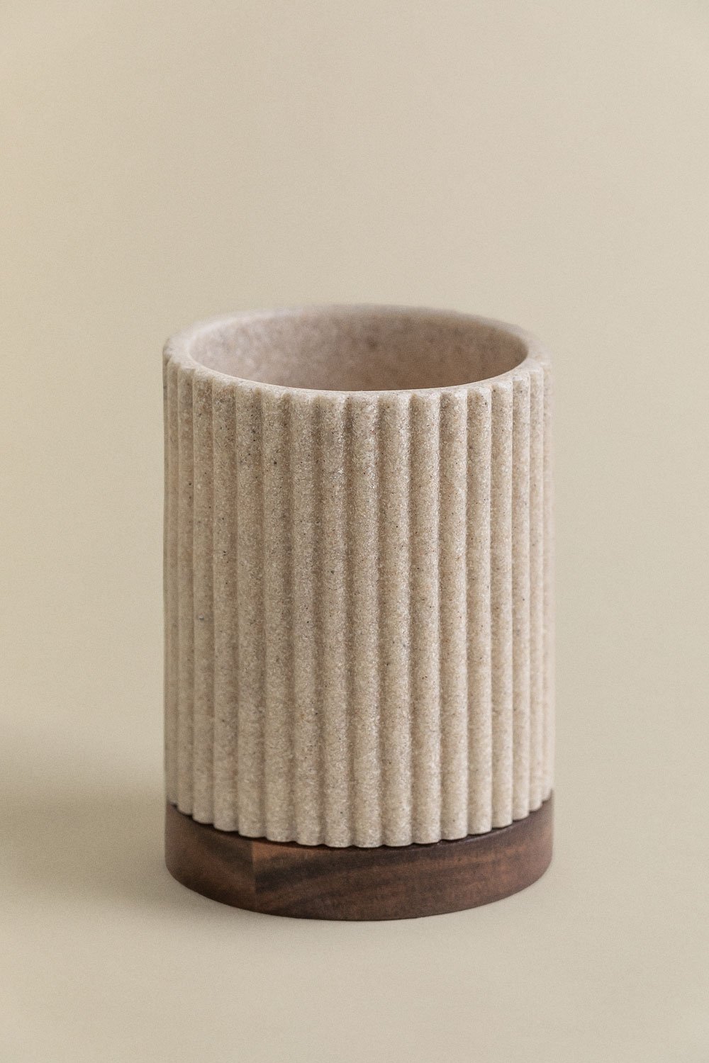 Porte-brosses à dents en polyrésine beige nude Wassila, image de la galerie 2